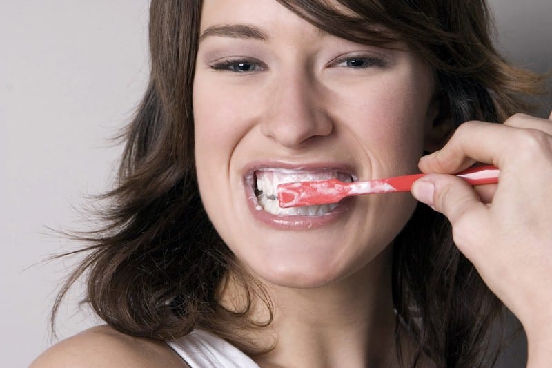 Photo of רוצים לשמור על השיניים שלכם? זה מה שאתם צריכים לעשות
